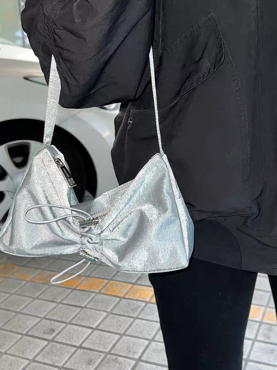 AntiqueJEY Nylon Drawstring Underarm Bag Pleated Ins Style New - Image 4
