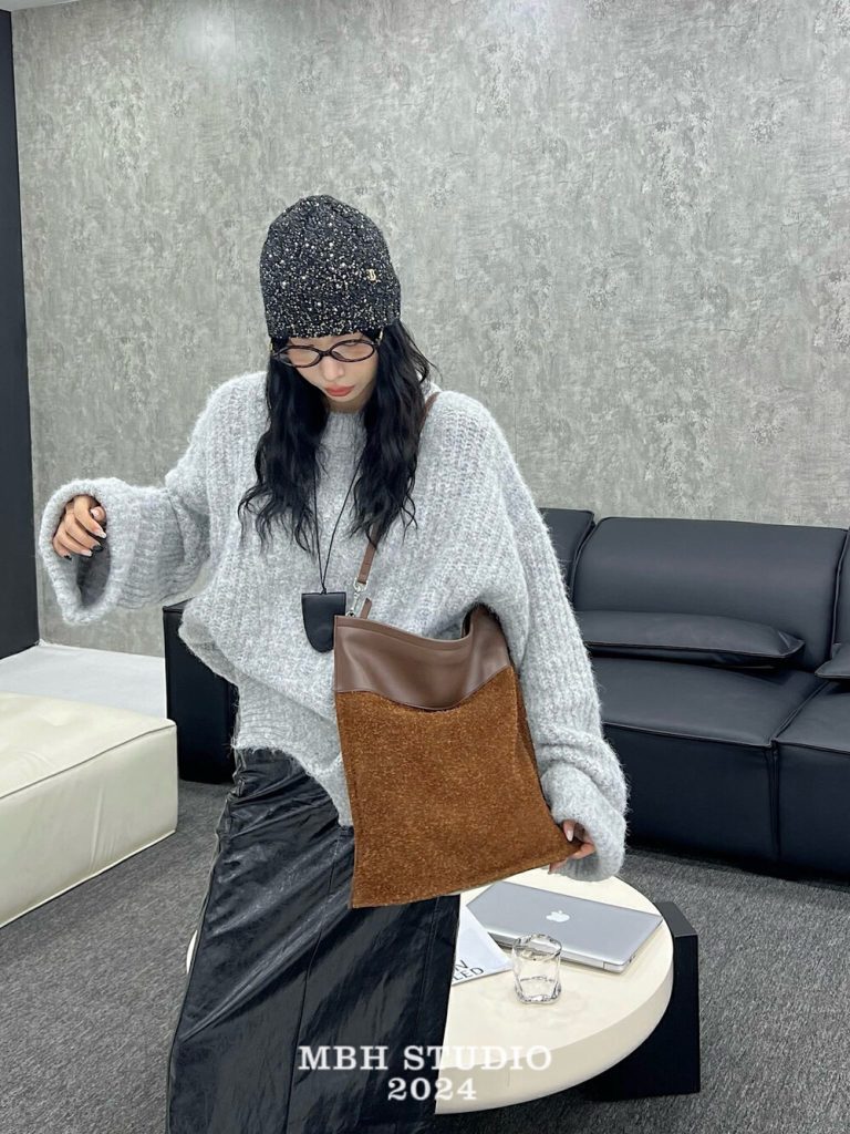 MBH Snowflake Velvet Frosted Leather Patchwork Casual Tote Shoulder Bag with Strap