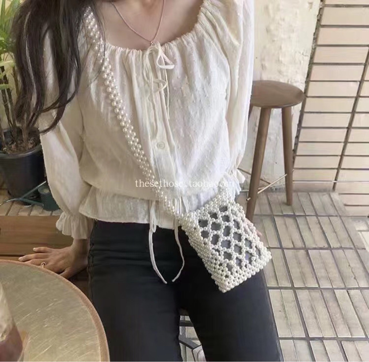 Handmade Diamond Quilted Beaded Crossbody Phone Bag for Women - Image 2