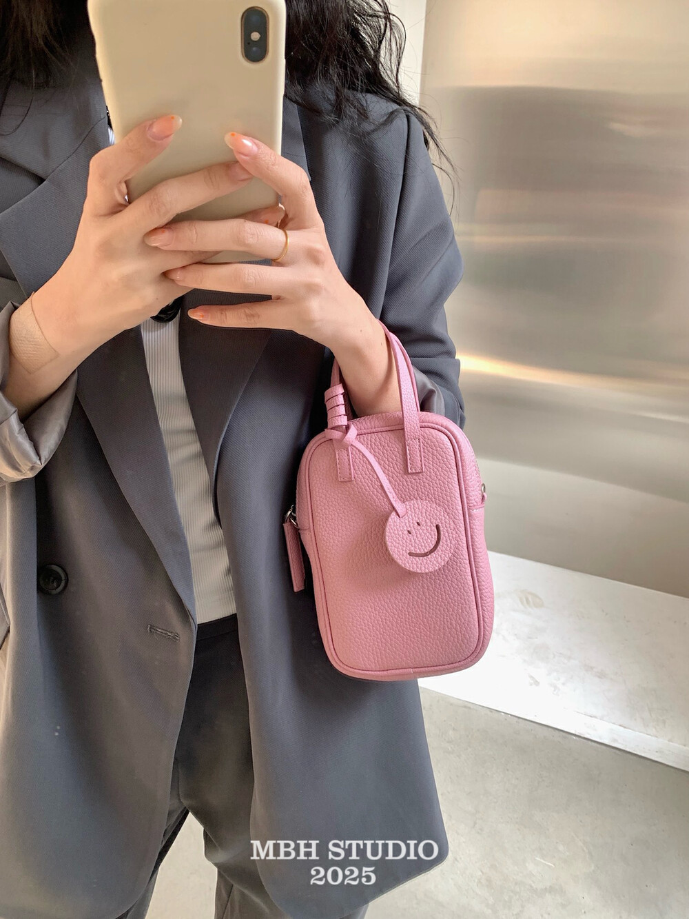 MBH Lightweight Minimalist Soft Mini Phone Bag Top Layer Cowhide Candy Color Handbag Crossbody Bag with Shoulder Strap - Image 2